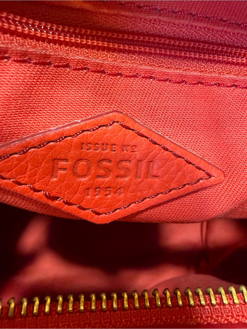 Fossil Rare Boho 2010s Emerson Crimson Red Pebbled Leather Hobo Bag - Picture 3 of 13